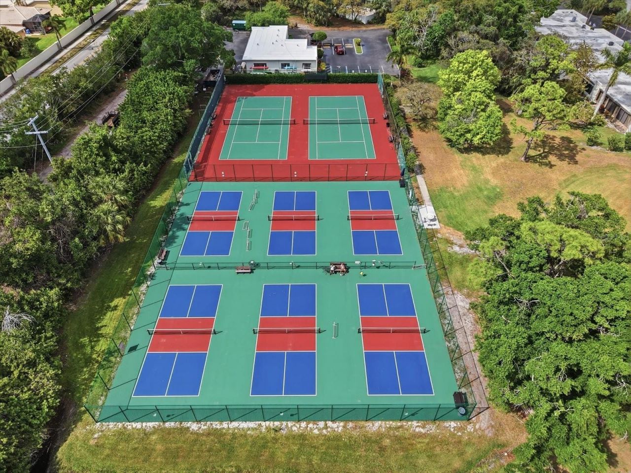 169 Pinehurst Drive , Unit 169, Bradenton, FL 34210 Photo