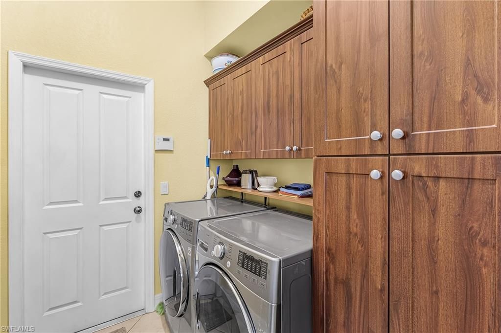 9419 Treasure Lake Ct , Saint James City, FL 33956 Photo