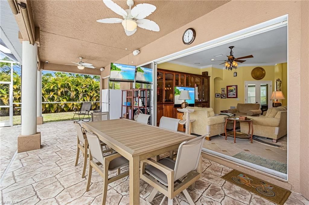 9419 Treasure Lake Ct , Saint James City, FL 33956 Photo