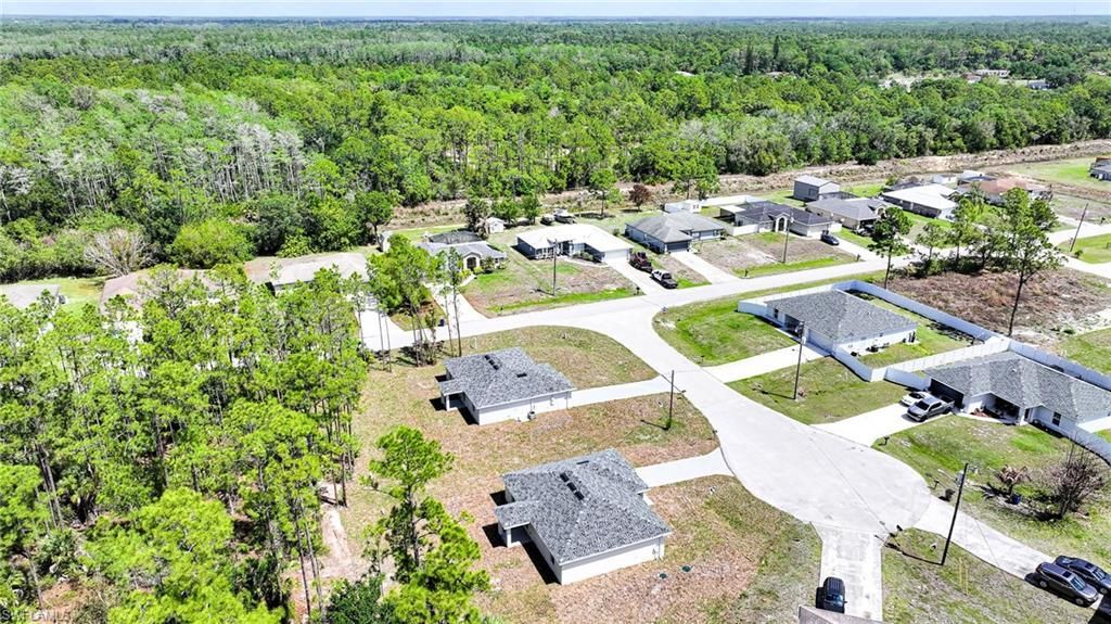 2007 Voss Ct , Lehigh Acres, FL 33972 Photo