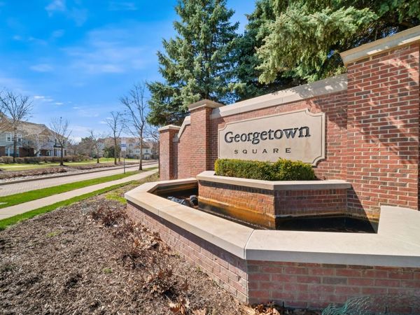 1142 Georgetown Way , Vernon Hills, IL 60061