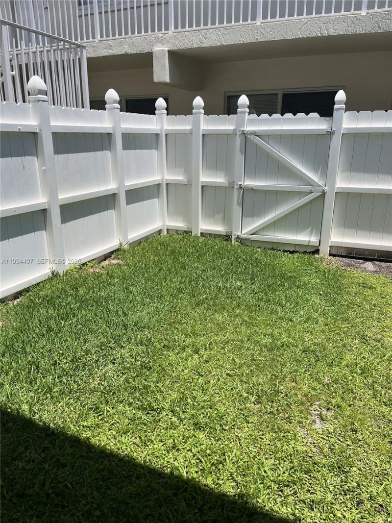 1878 NE 46th St, Unit C2, Fort Lauderdale, FL 33308 Photo