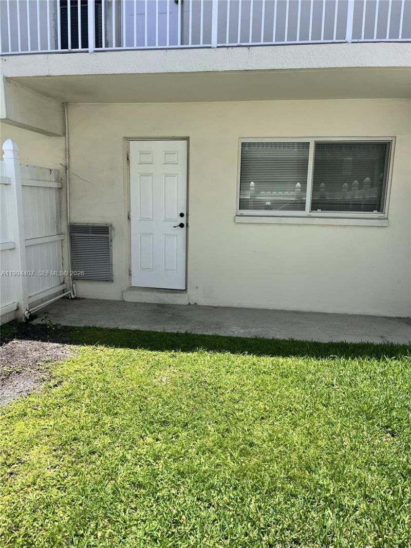 1878 NE 46th St, Unit C2, Fort Lauderdale, FL 33308 Photo