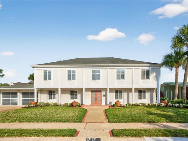 1717 ORIOLE Street, New Orleans, LA 70122
