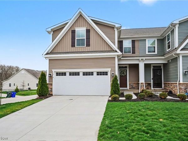 1610 Mud Brook Lane, Akron, OH 44313