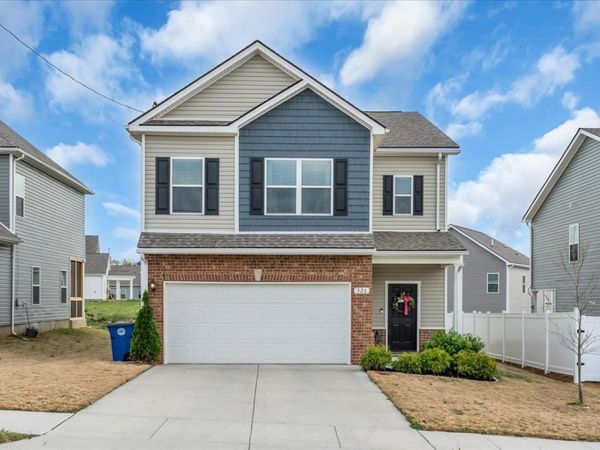 326 Winners Cir , Shelbyville, TN 37160