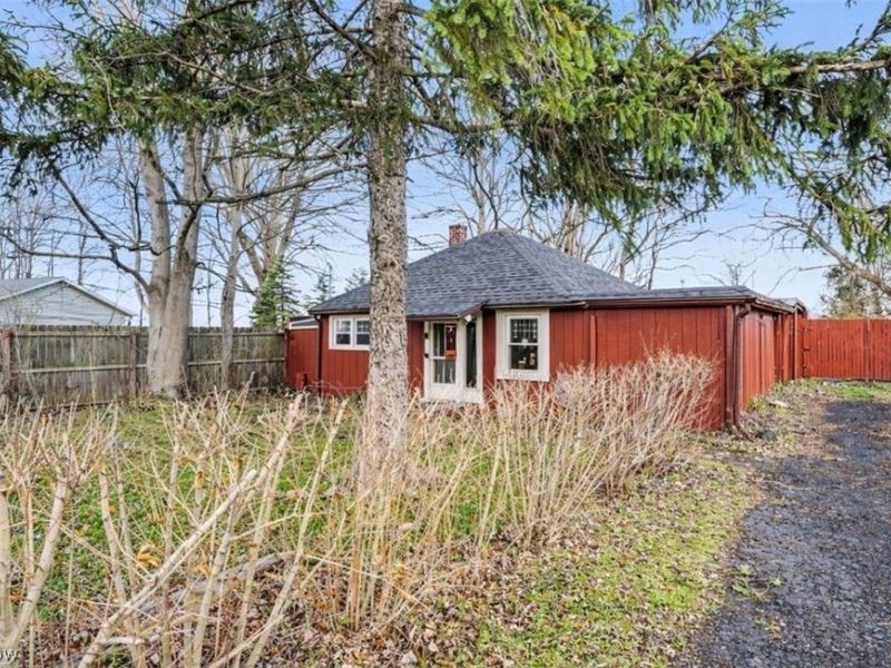 3343 Lake Road, North Kingsville, OH 44030 Photo 1