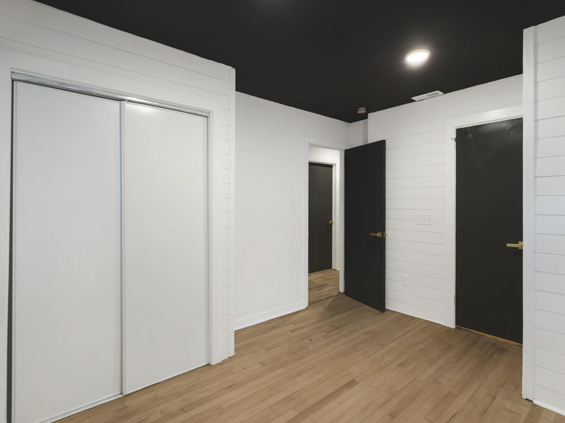 2632 Ridgewood Avenue Photo 21