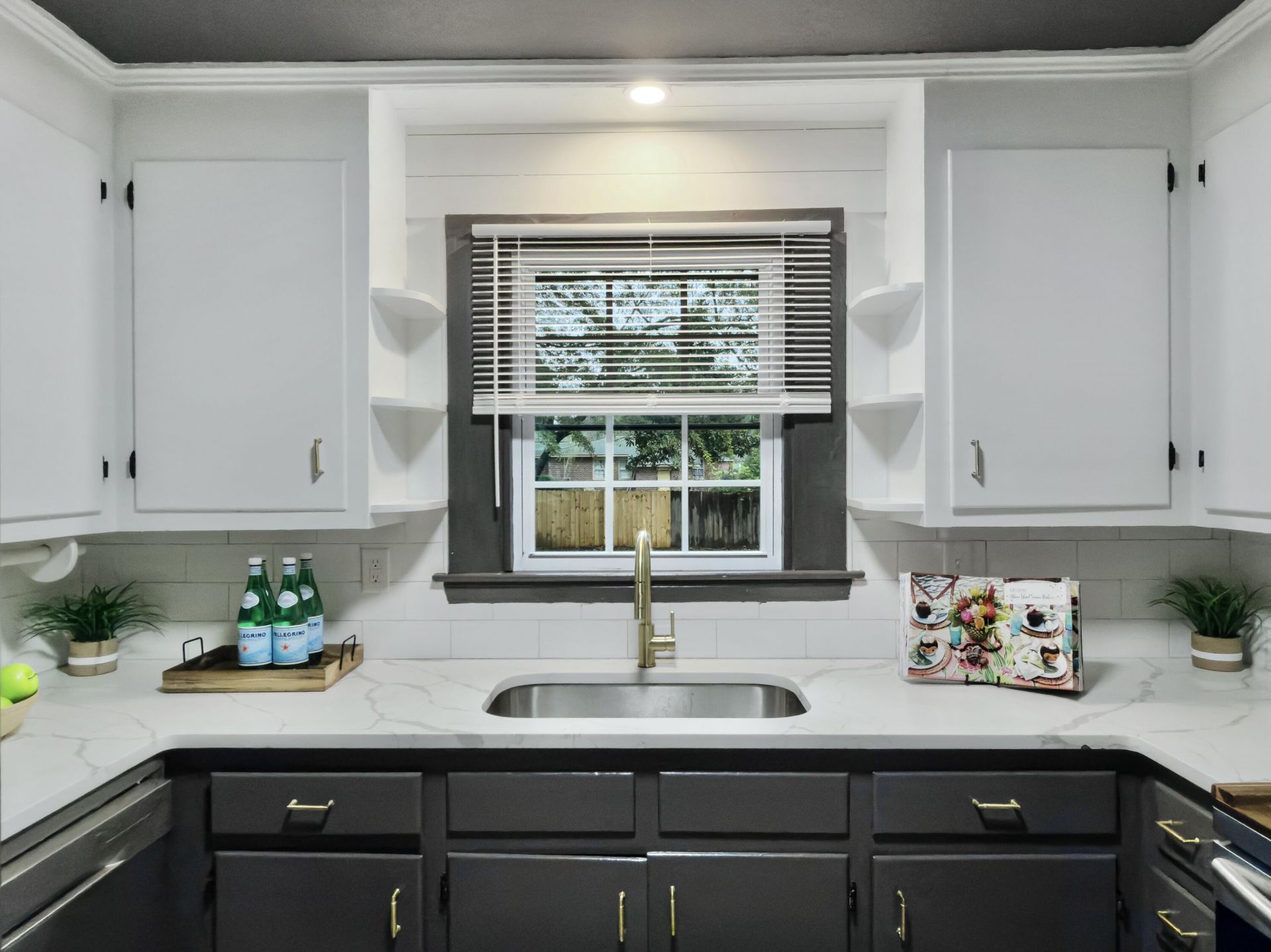 2632 Ridgewood Avenue Photo 35