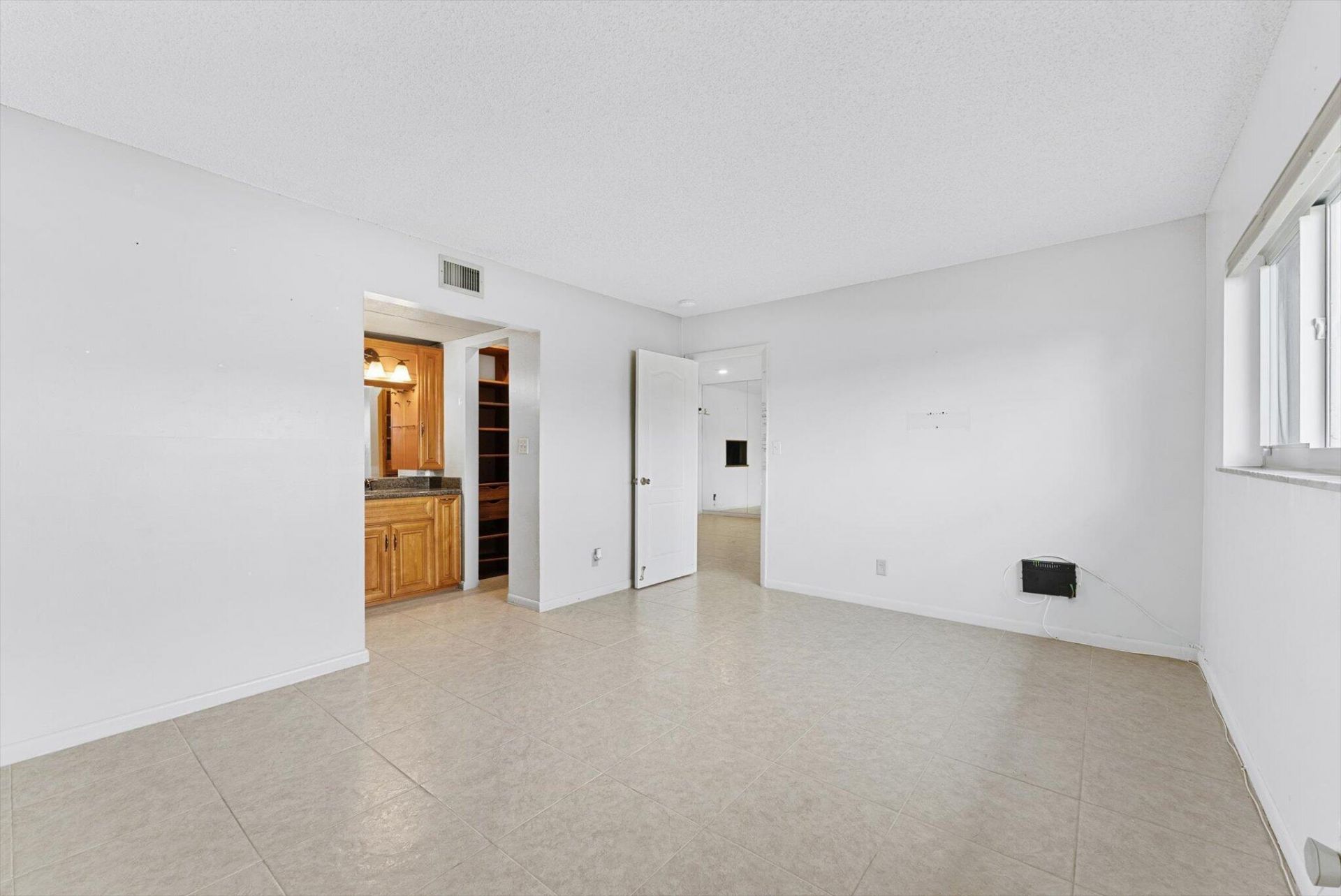 7807 Golf Cir Drive, Unit 109, Margate, FL 33063 Photo