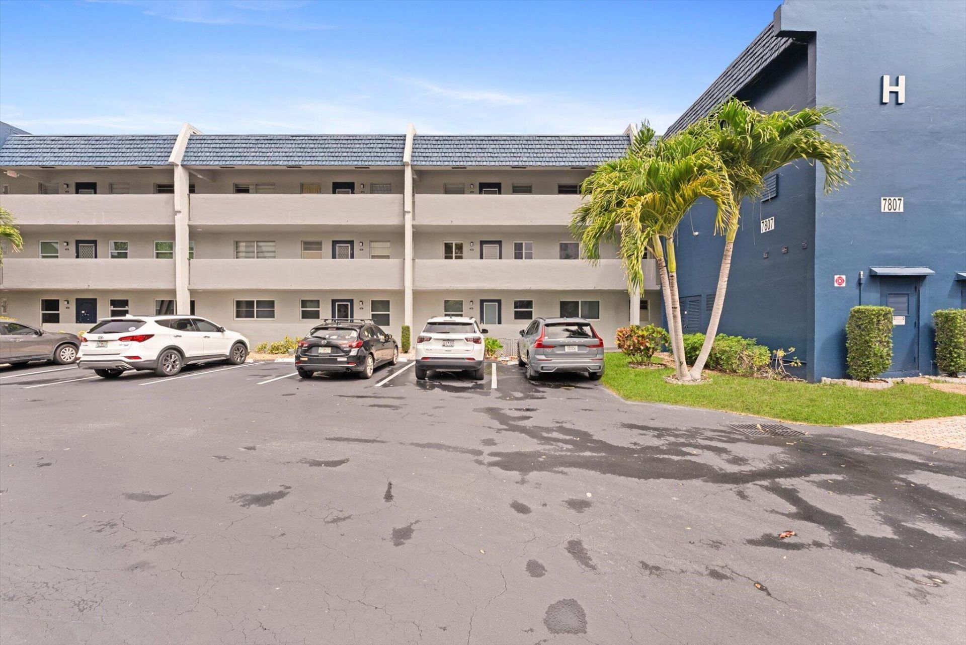 7807 Golf Cir Drive, Unit 109, Margate, FL 33063 Photo
