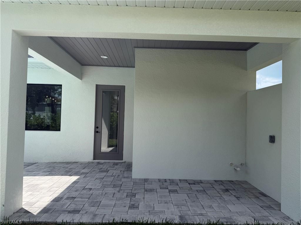 1257 22nd Ave N, Naples, FL 34103 Photo