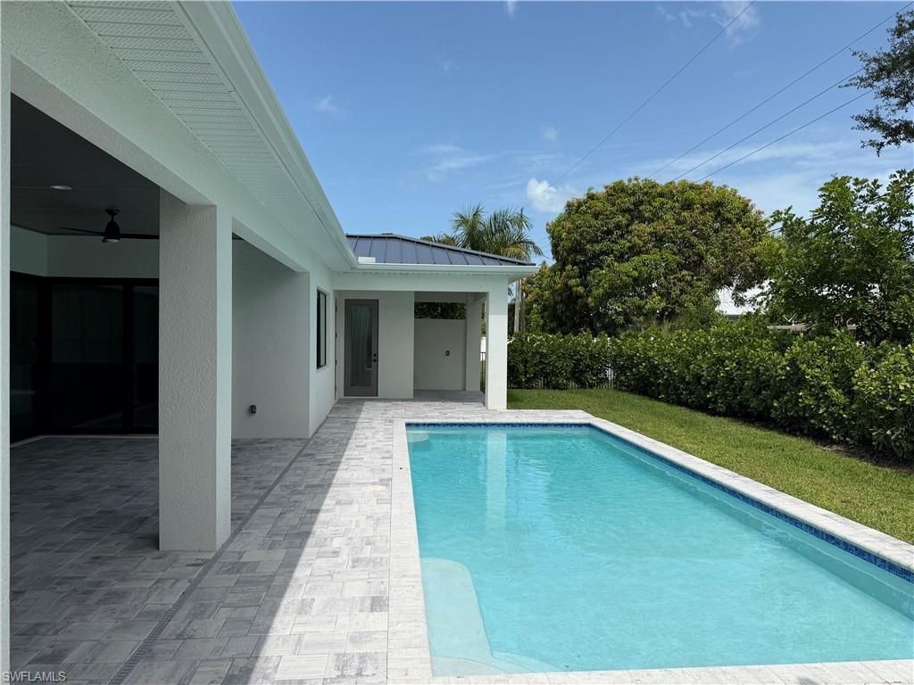 1257 22nd Ave N, Naples, FL 34103 Photo