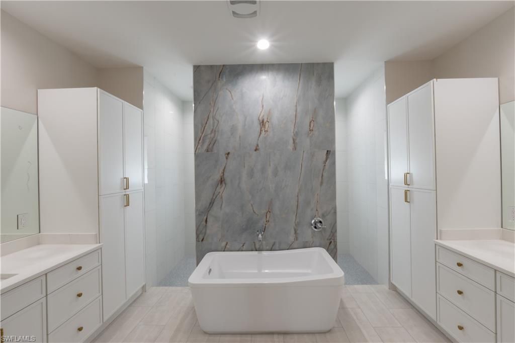 1257 22nd Ave N, Naples, FL 34103 Photo