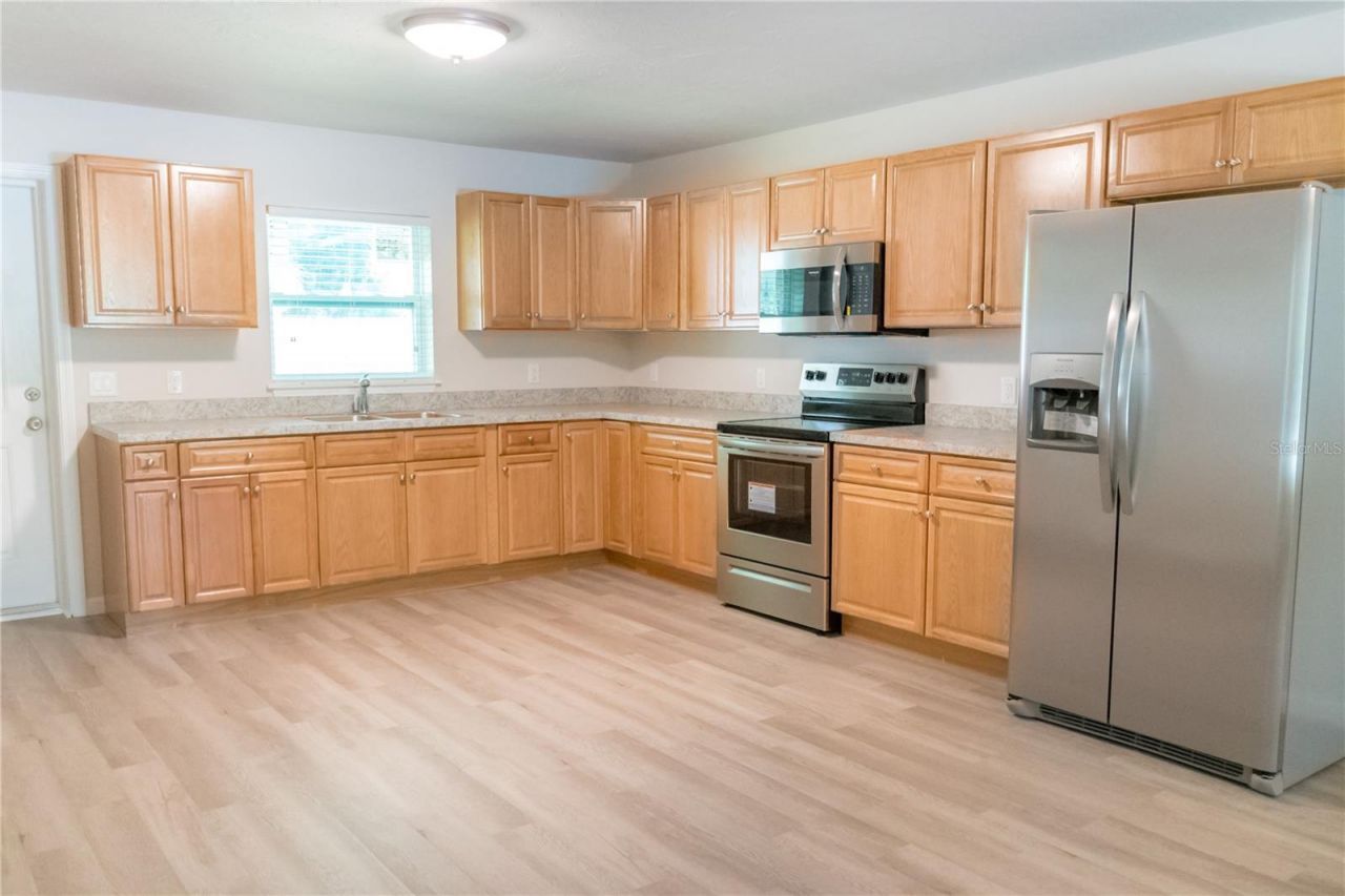 2311 54th Avenue Drive W, Bradenton, FL 34207 Photo