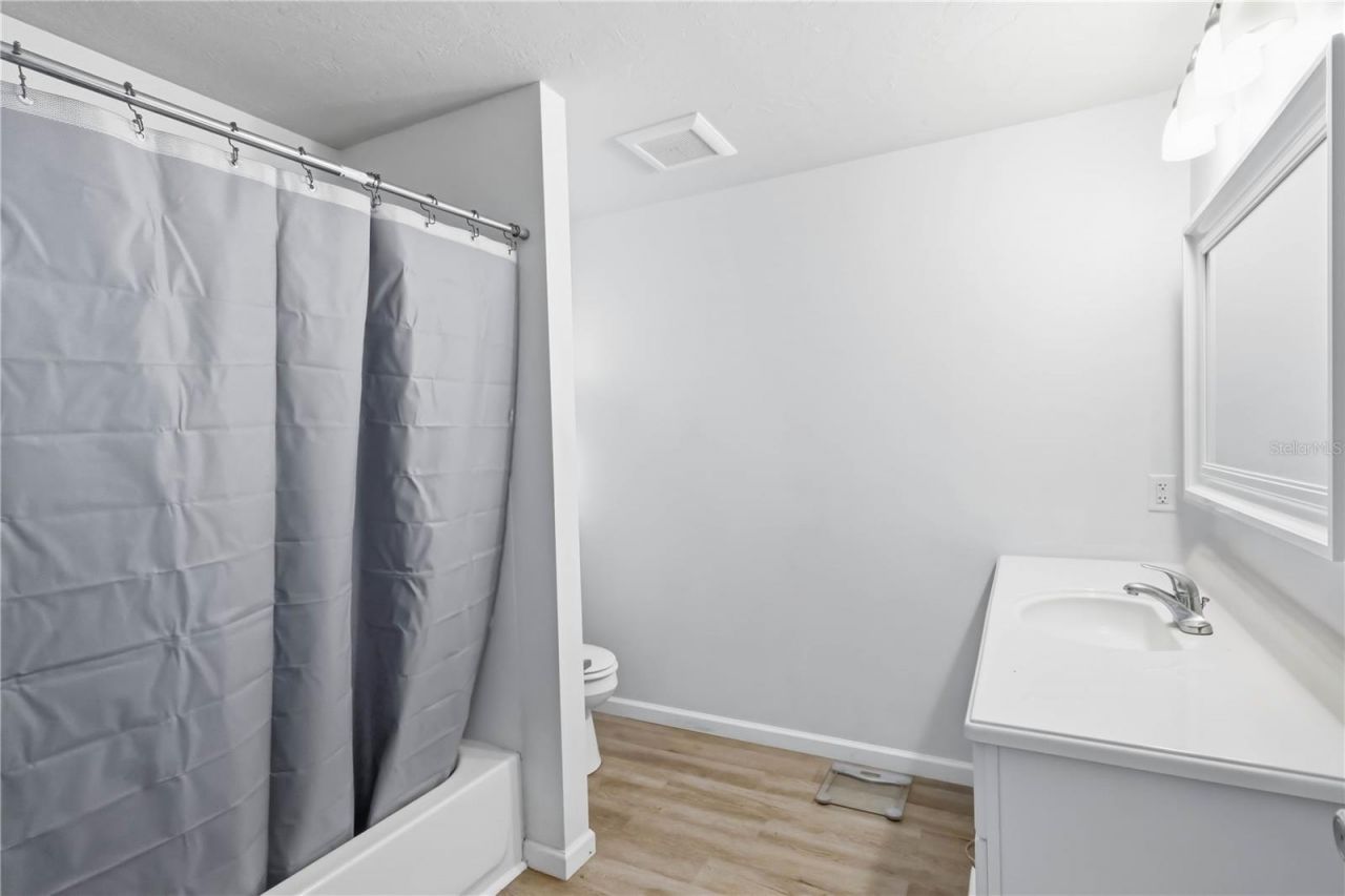 2311 54th Avenue Drive W, Bradenton, FL 34207 Photo