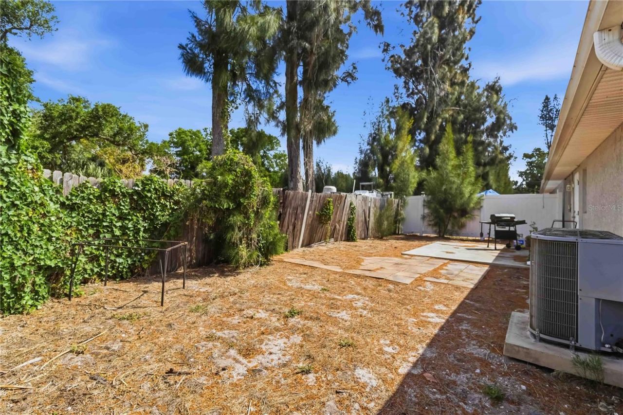 2311 54th Avenue Drive W, Bradenton, FL 34207 Photo