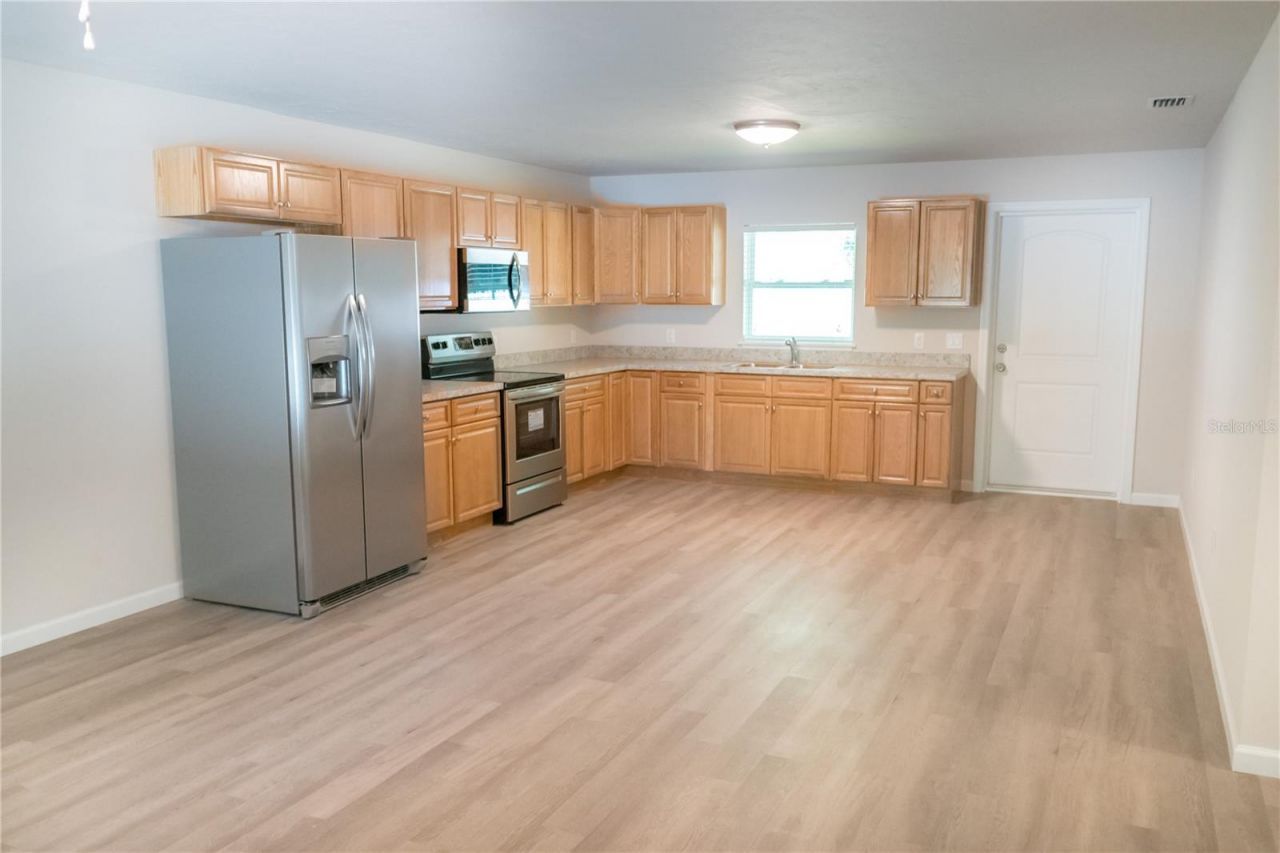 2311 54th Avenue Drive W, Bradenton, FL 34207 Photo