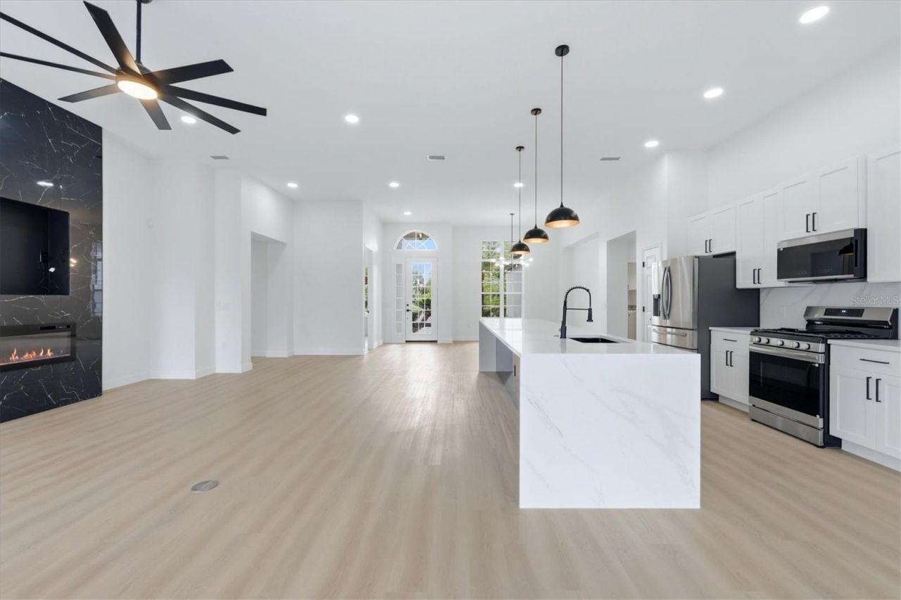 8115 Planters Knoll Terrace, Bradenton, FL 34201 Photo