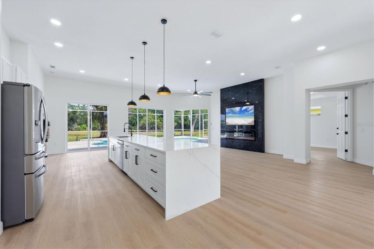 8115 Planters Knoll Terrace, Bradenton, FL 34201 Photo