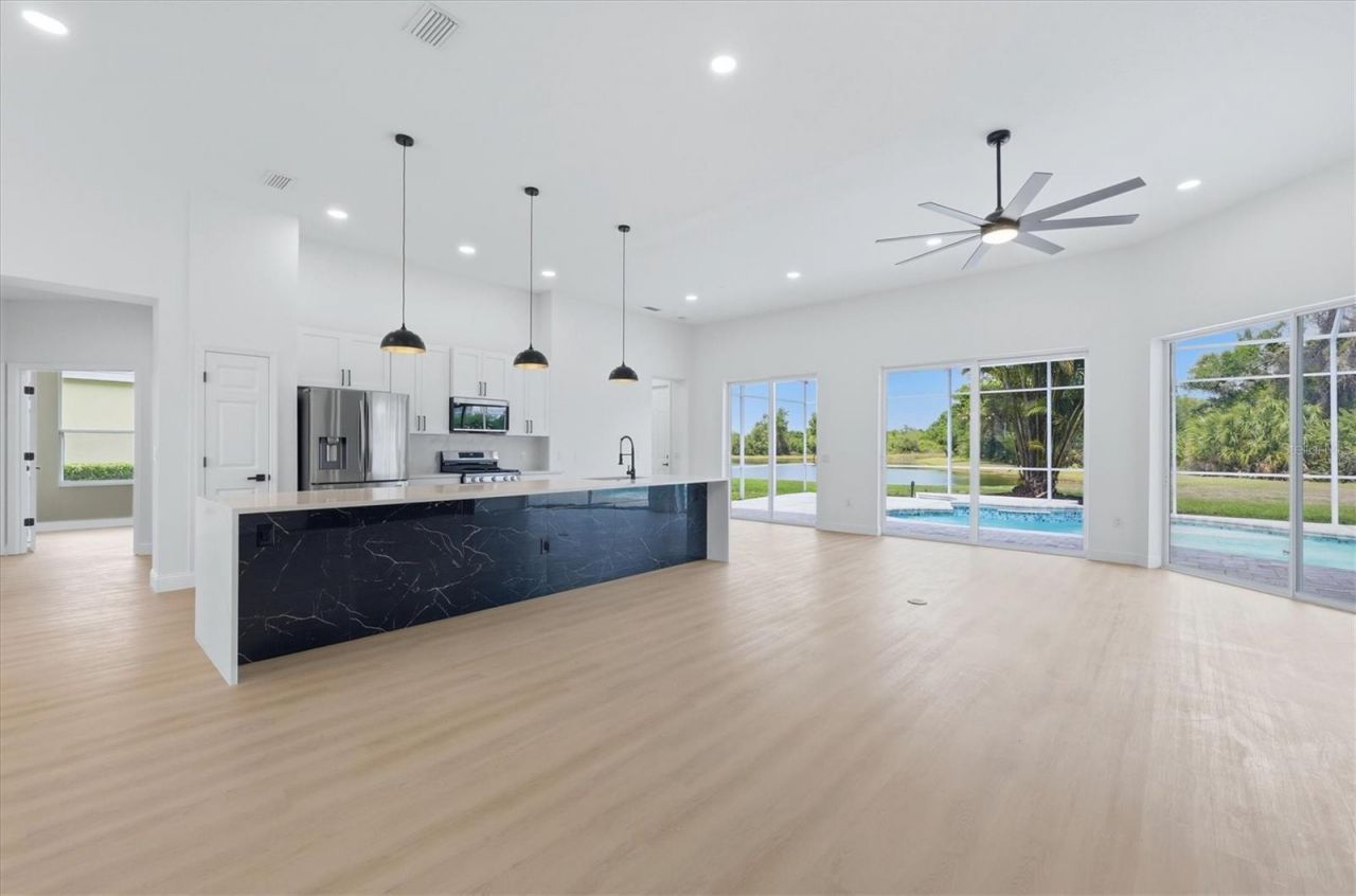 8115 Planters Knoll Terrace, Bradenton, FL 34201 Photo