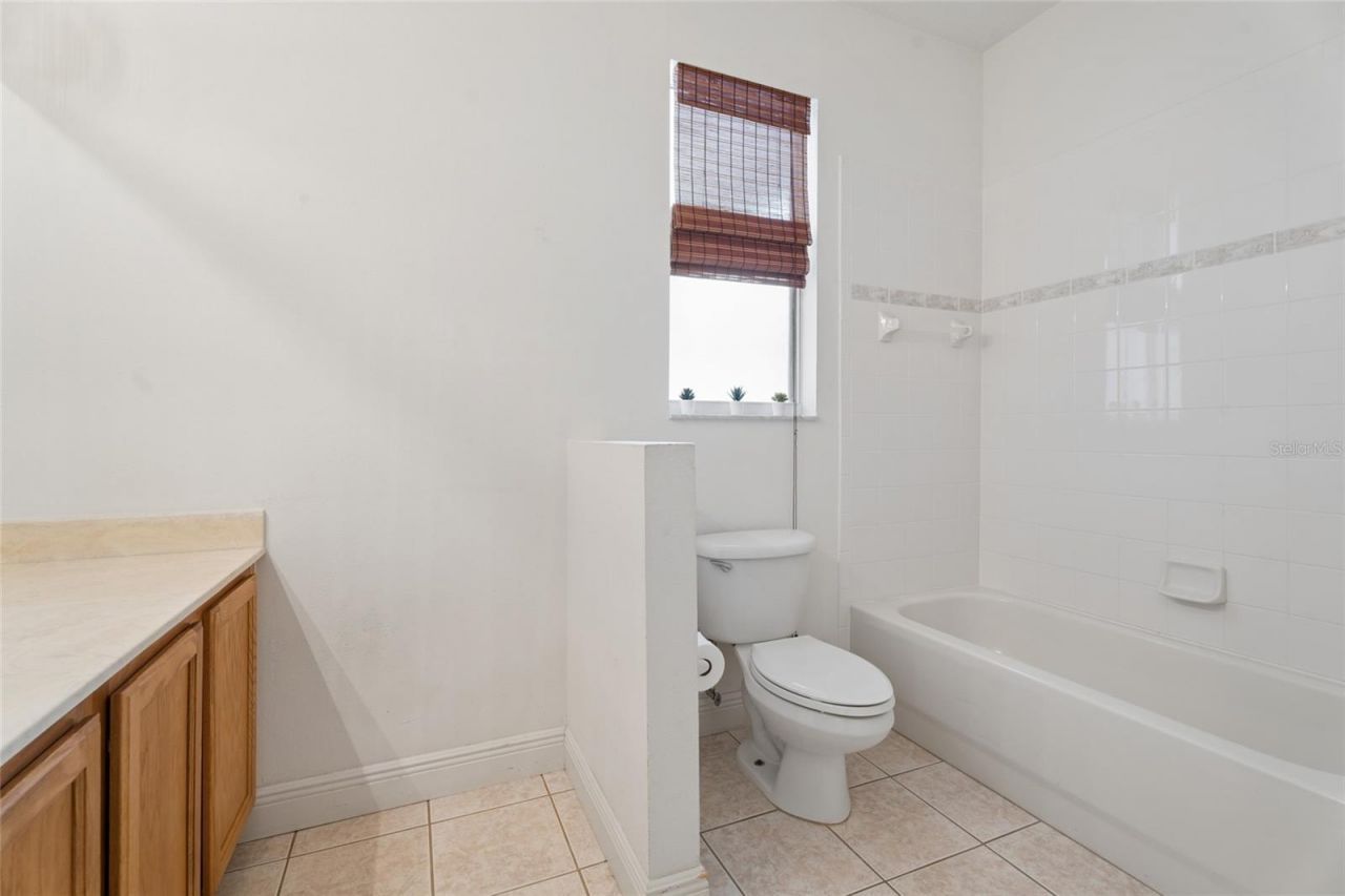 14227 Lake Live Oak Drive , Orlando, FL 32828 Photo