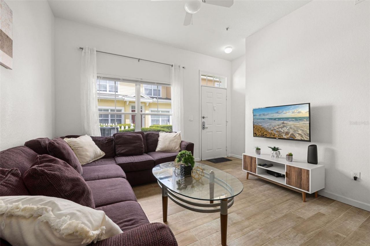 2250 San Vital Drive, Unit 105, Kissimmee, FL 34741 Photo