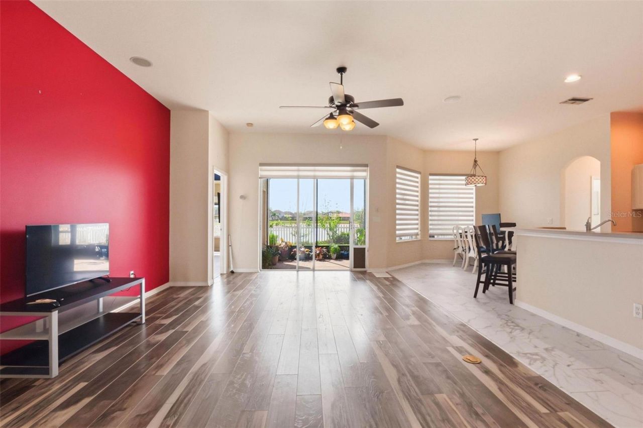 13706 Artesa Bell Drive , Riverview, FL 33579 Photo