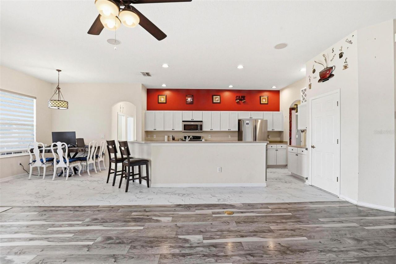 13706 Artesa Bell Drive , Riverview, FL 33579 Photo