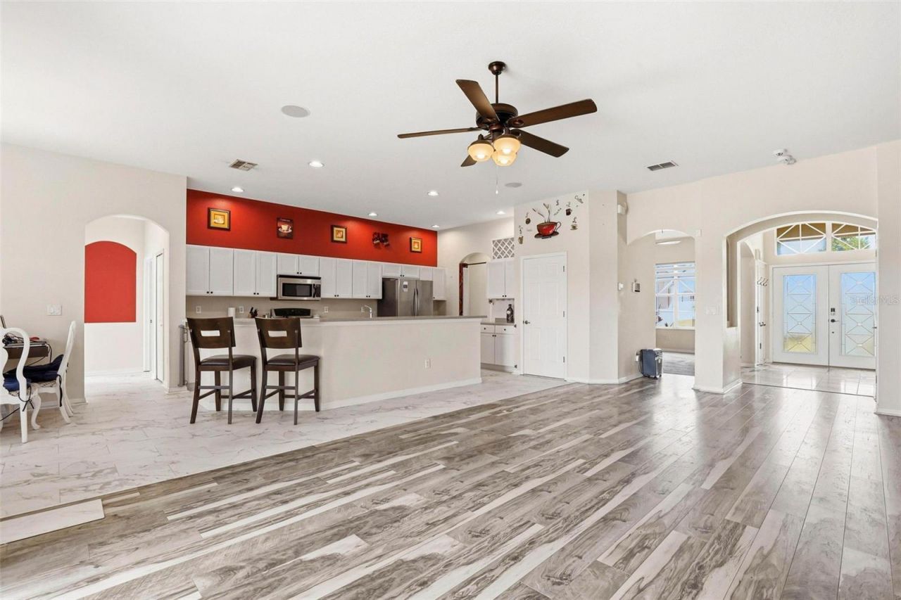 13706 Artesa Bell Drive , Riverview, FL 33579 Photo