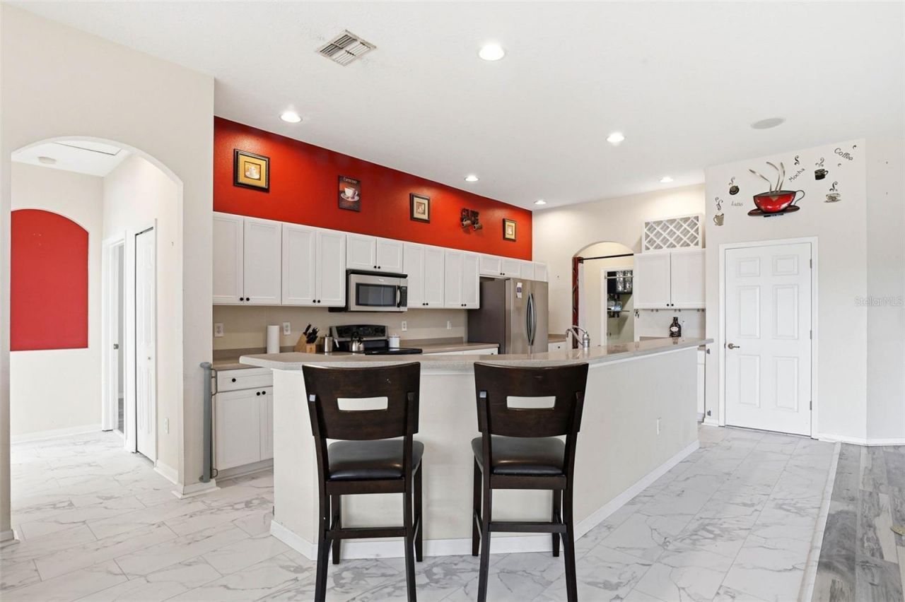 13706 Artesa Bell Drive , Riverview, FL 33579 Photo