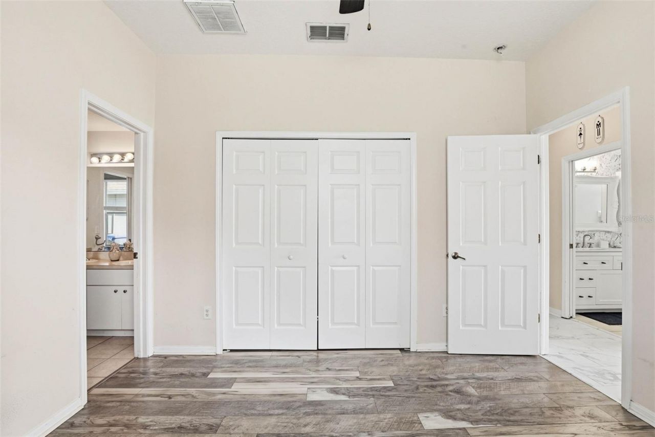 13706 Artesa Bell Drive , Riverview, FL 33579 Photo