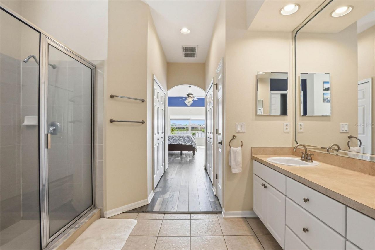 13706 Artesa Bell Drive , Riverview, FL 33579 Photo