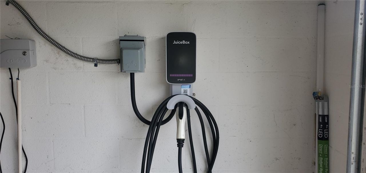 13706 Artesa Bell Drive , Riverview, FL 33579 Photo