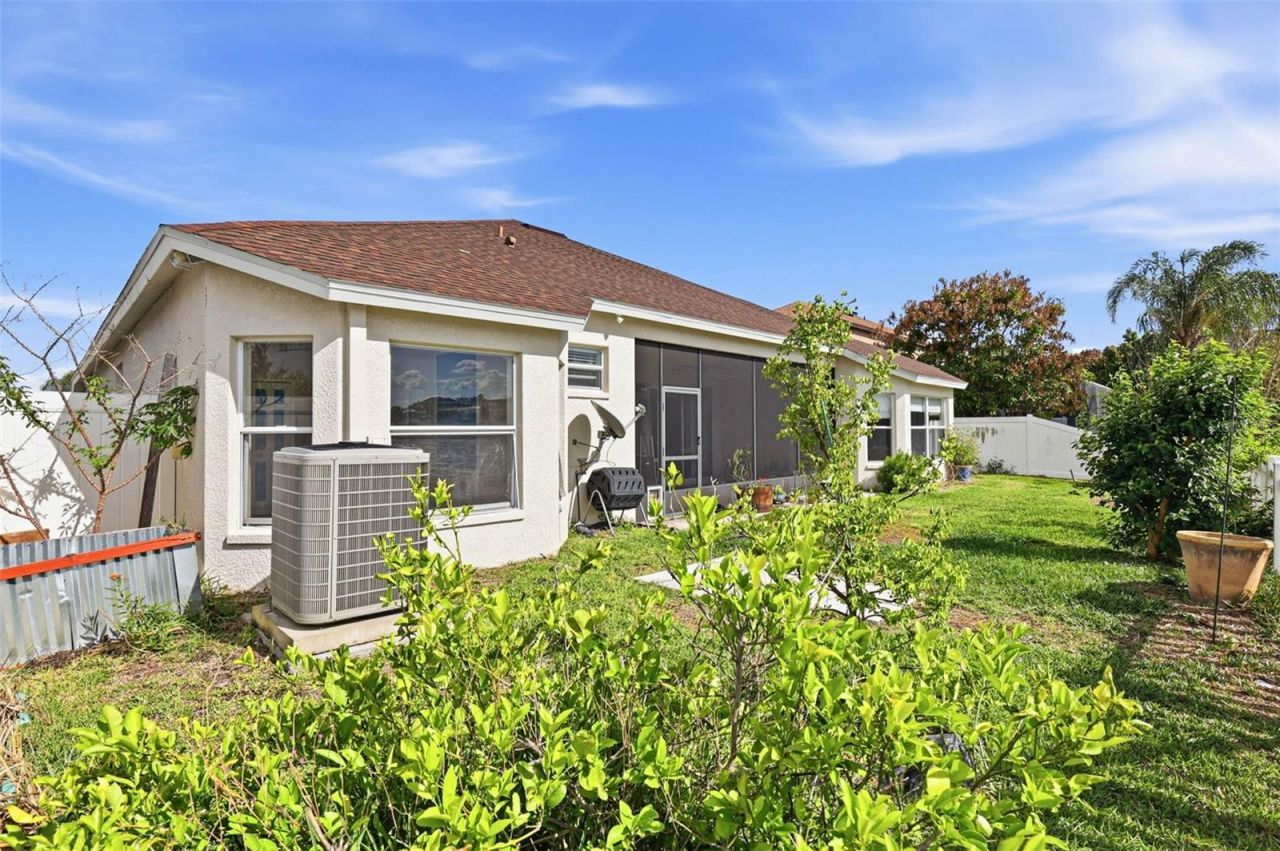 13706 Artesa Bell Drive , Riverview, FL 33579 Photo