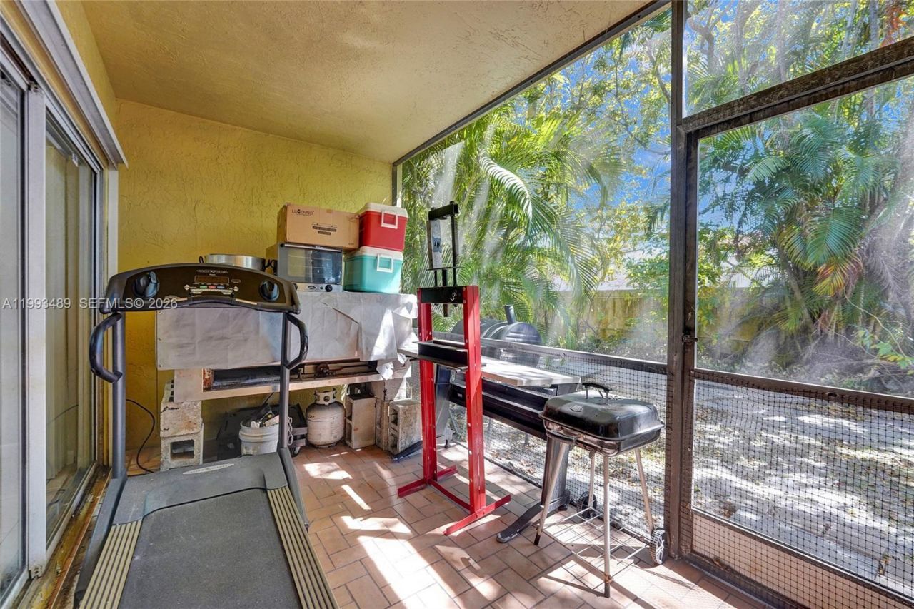 3592 NW 83rd Ln , Sunrise, FL 33351 Photo