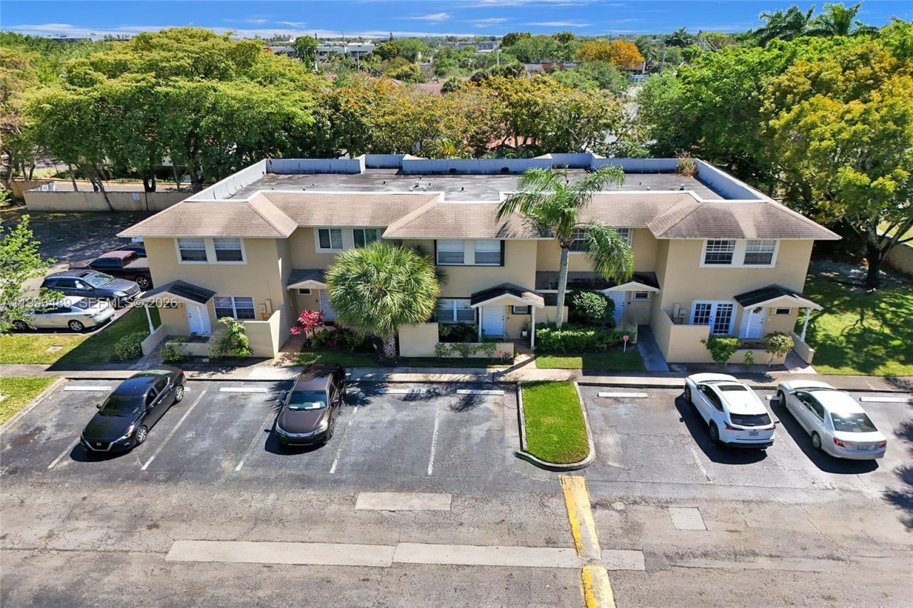 3592 NW 83rd Ln , Sunrise, FL 33351 Photo