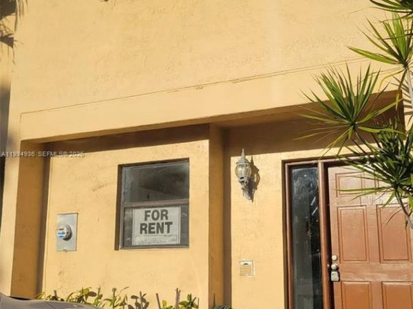 6850 NW 173rd Dr, Unit 106, Hialeah, FL 33015
