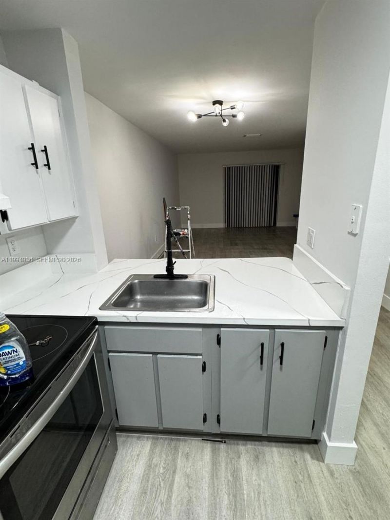 6850 NW 173rd Dr, Unit 106, Hialeah, FL 33015 Photo