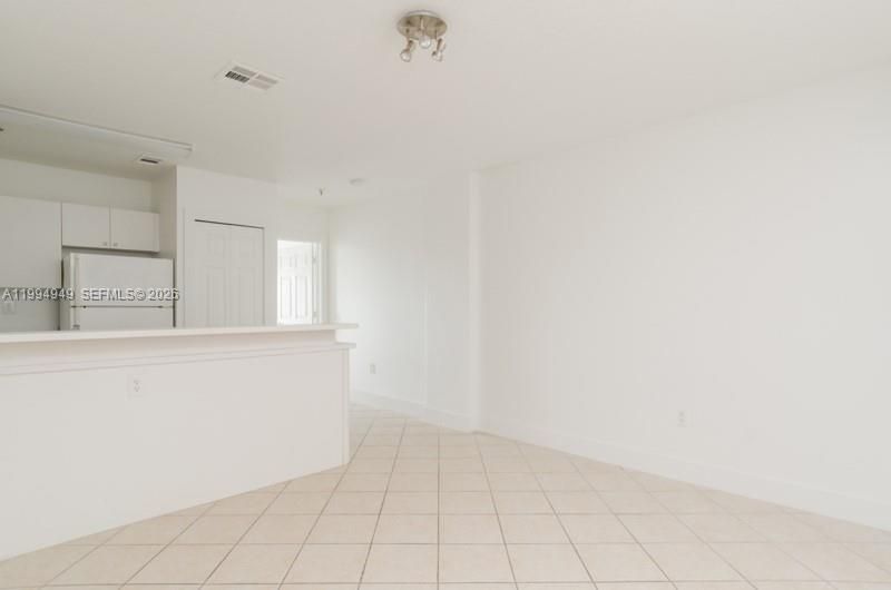 2734 Bird Ave, Unit 310, Miami, FL 33133 Photo