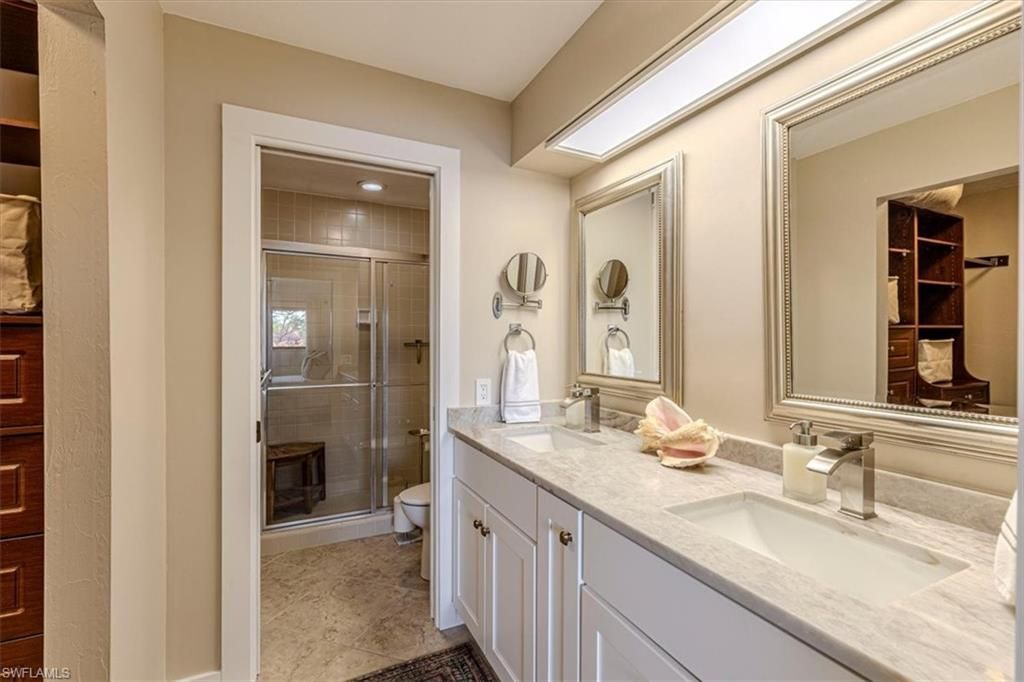 15450 Cedarwood Ln, Unit 202, Naples, FL 34110 Photo