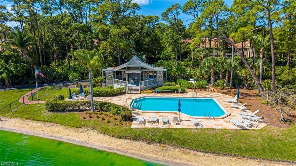 15450 Cedarwood Ln, Unit 202, Naples, FL 34110 Photo