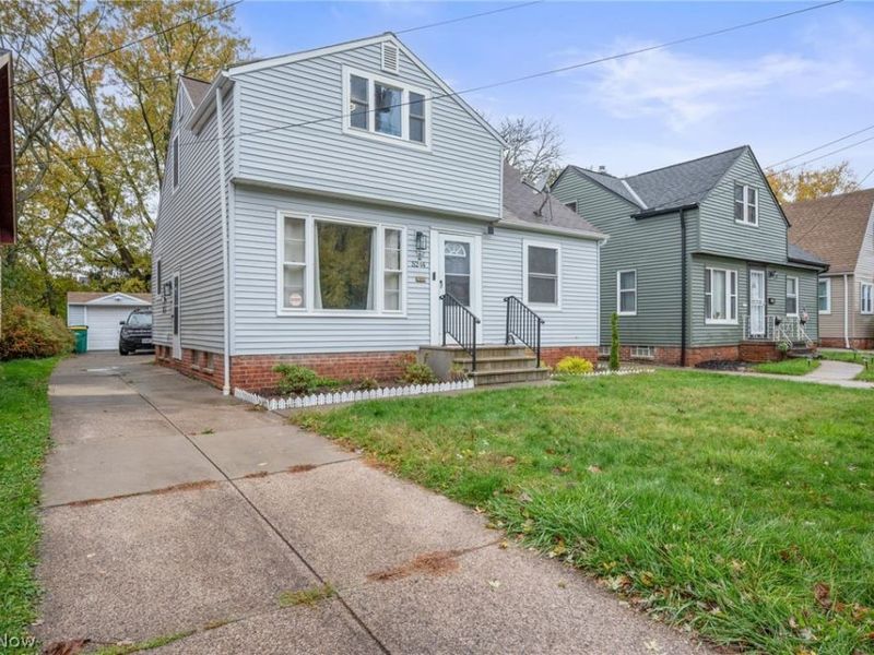 5234 Erwin Street , Maple Heights, OH 44137 Photo 1