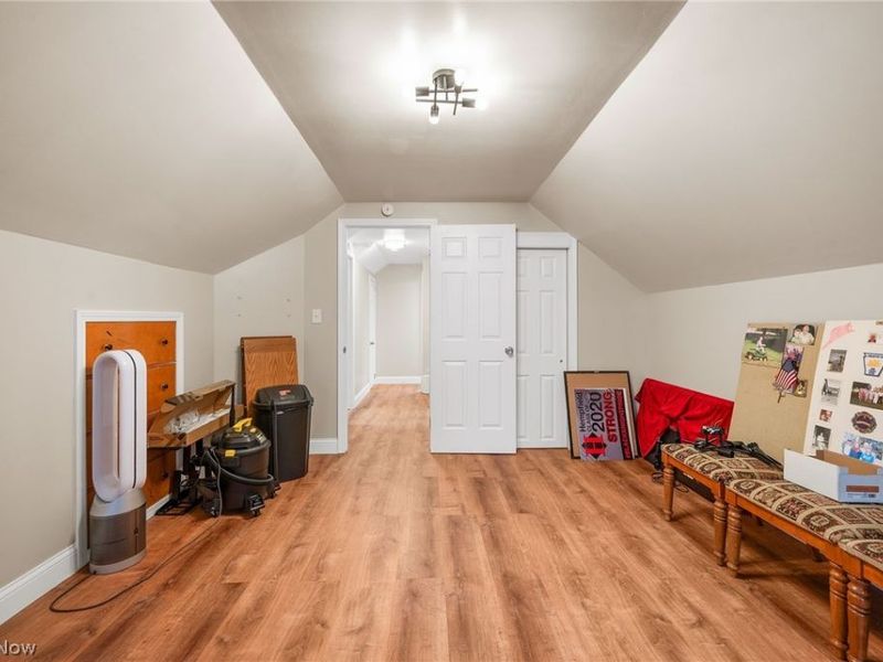 5234 Erwin Street , Maple Heights, OH 44137 Photo 10