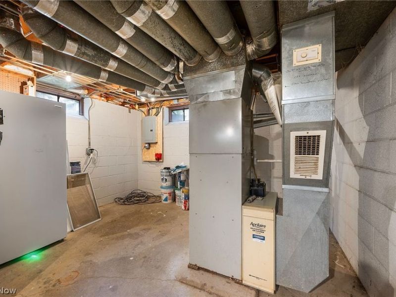 5234 Erwin Street , Maple Heights, OH 44137 Photo 33