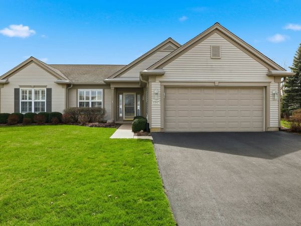 13547 Westridge Court , Huntley, IL 60142