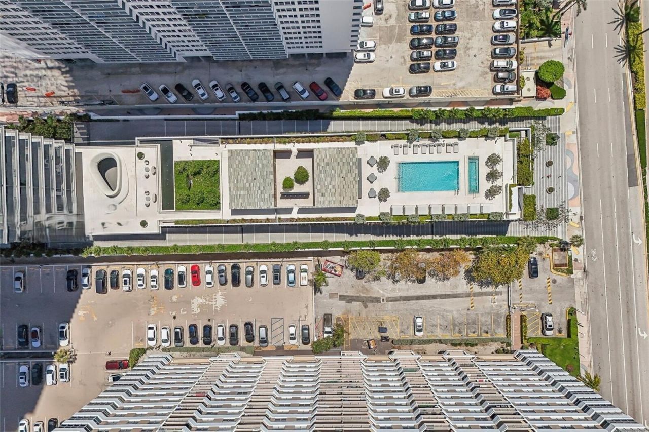 2000 S Ocean Drive Se, Unit 5a, Hallandale Beach, FL 33009 Photo