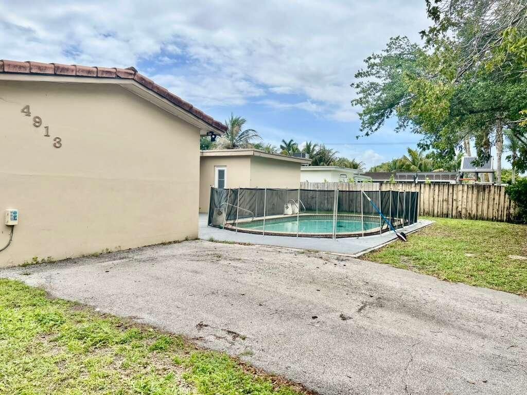 4913 Mckinley Street, Hollywood, FL 33021 Photo