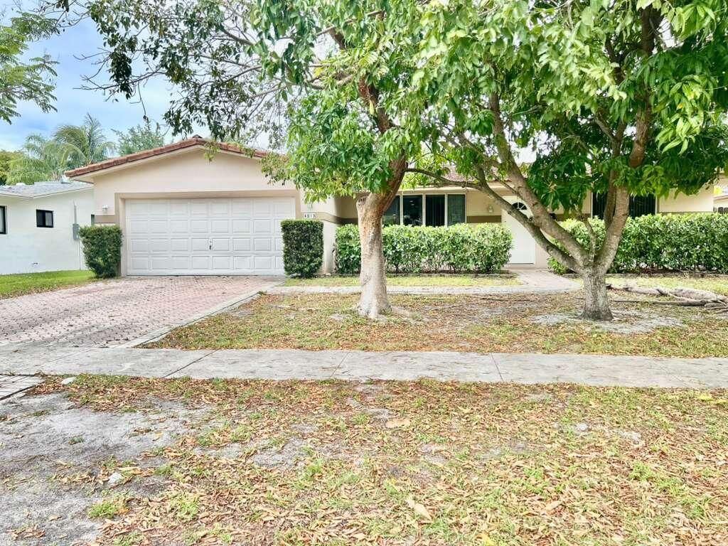 4913 Mckinley Street, Hollywood, FL 33021 Photo