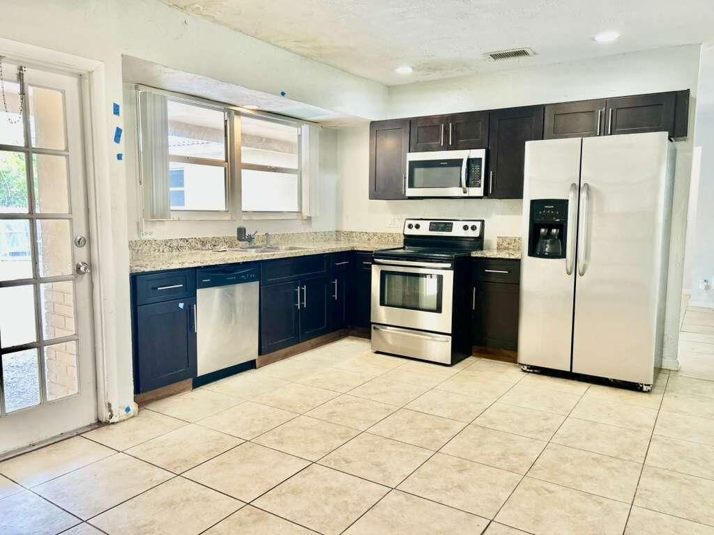 4913 Mckinley Street, Hollywood, FL 33021 Photo